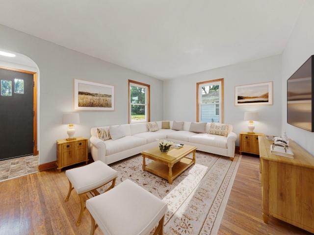House for sale in Waseca, Waseca County