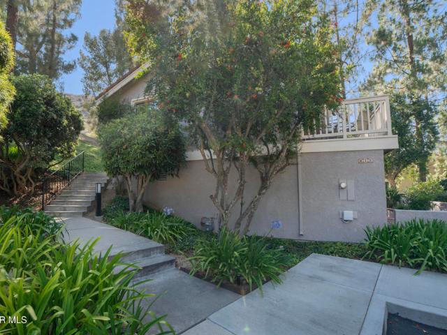 House for sale in Oak Park, California