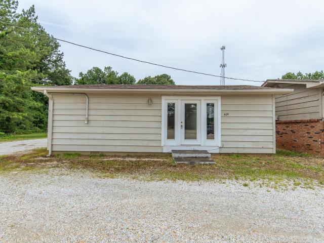 Commercial for sale in Iuka, Mississippi