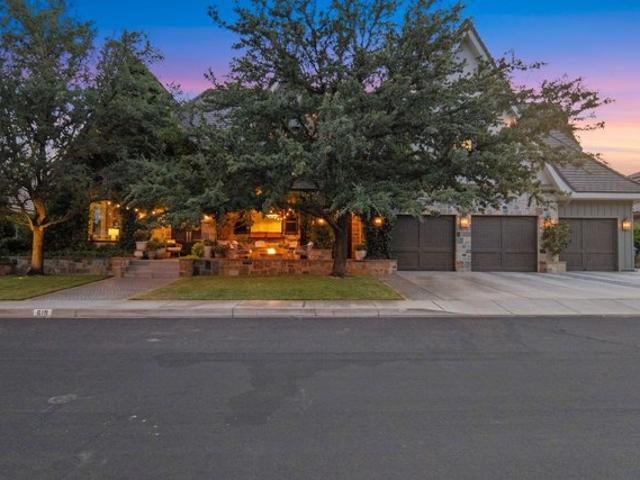House for sale in Santa Clara, Utah