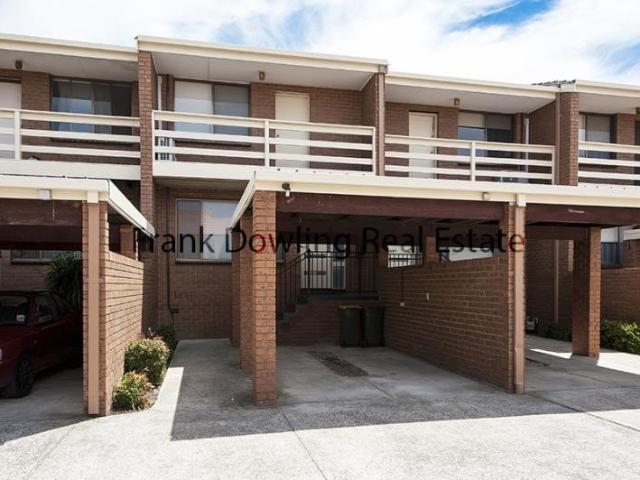 Townhouse for rent in Essendon, Melbourne