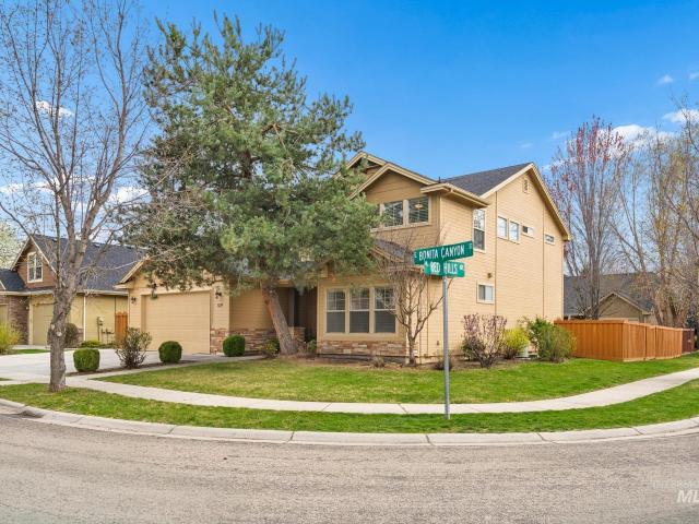 House for sale in Meridian, Idaho