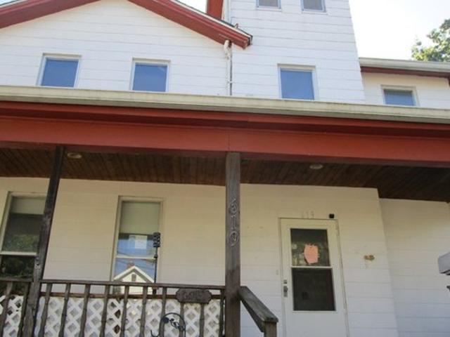 House for sale in Davenport, Scott County