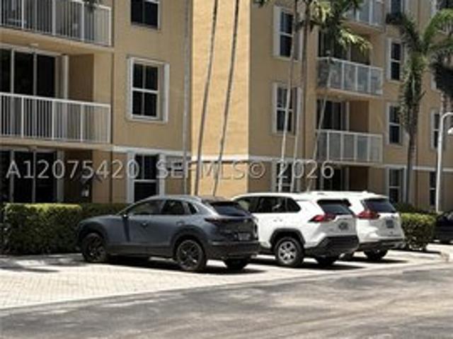 Condo for sale in Dania, Florida