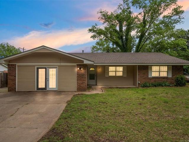 House for sale in Cleveland, Oklahoma
