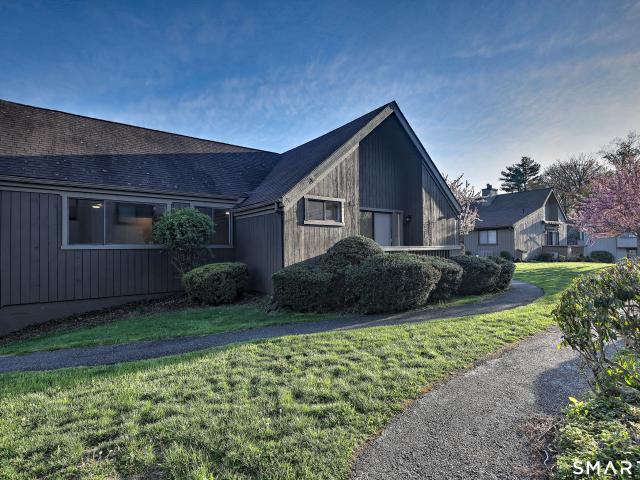 Condo for sale in Stratford, Connecticut
