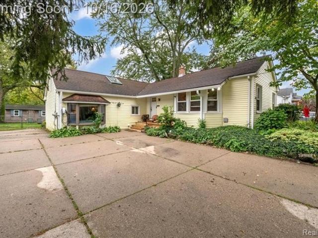 House for sale in Clawson, Oakland County