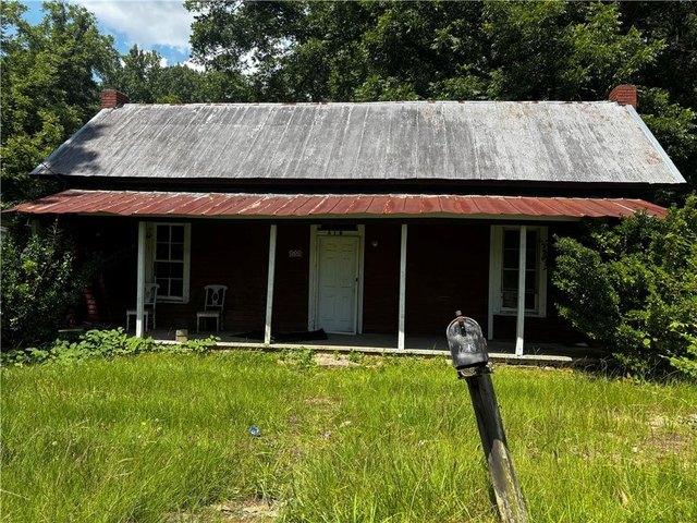 House for sale in Lafayette, Alabama