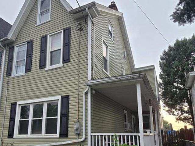 Townhouse for sale in Lebanon, Pennsylvania
