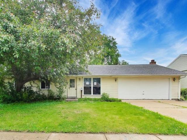 House for sale in Streamwood, Illinois