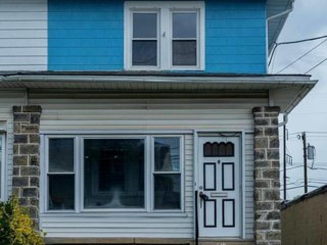 Townhouse for sale in Lansdowne, Delaware County
