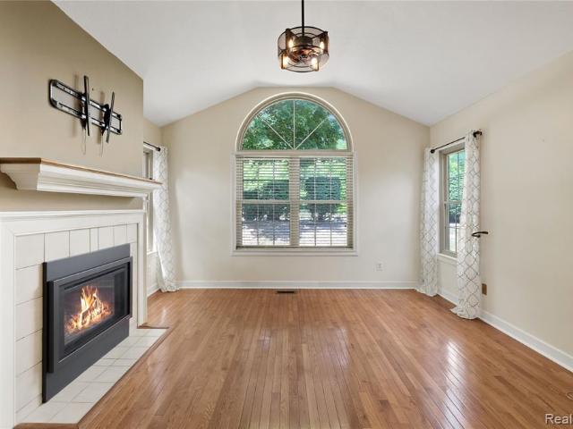 Condo for sale in Grand Blanc, Michigan