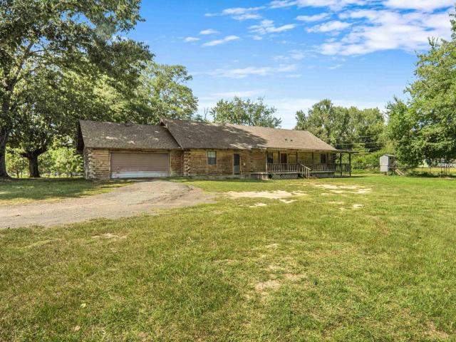House for sale in Ark