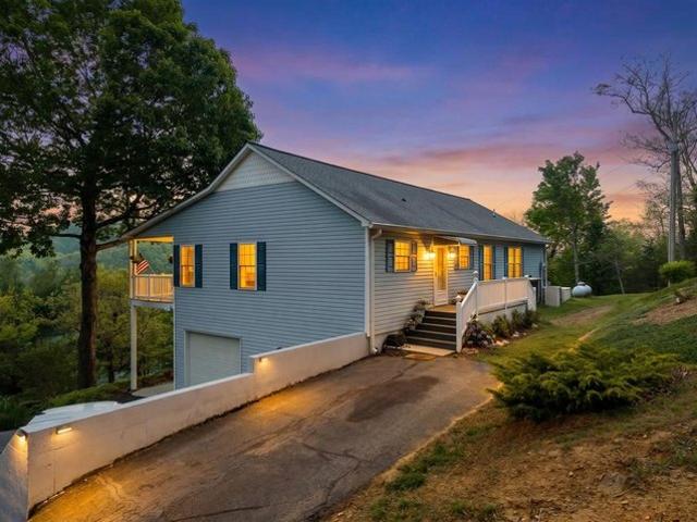 House for sale in Hayesville, North Carolina