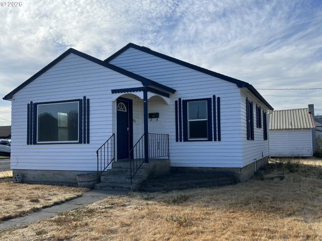 House for sale in Oregonia