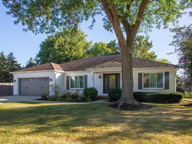 House for sale in Medinah, Illinois