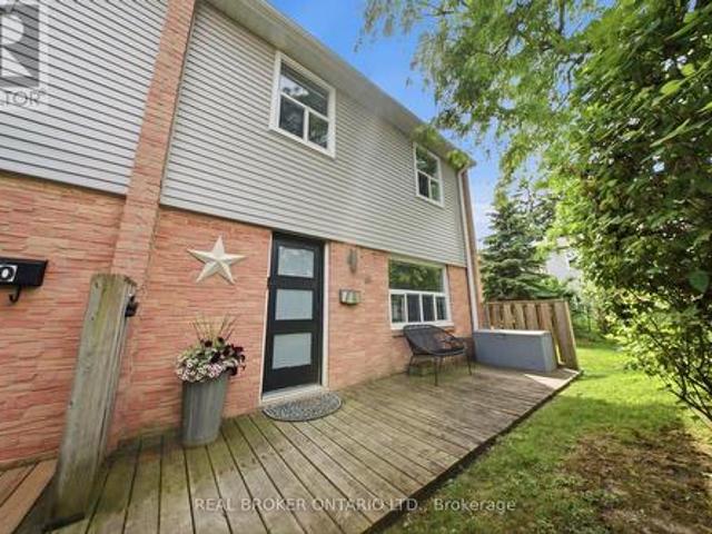 Townhouse for sale in Mississauga, Ontario