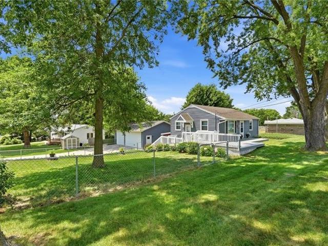 House for sale in Linn, Iowa