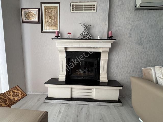 Kardeşler, Sur içerisinde satılık Villa