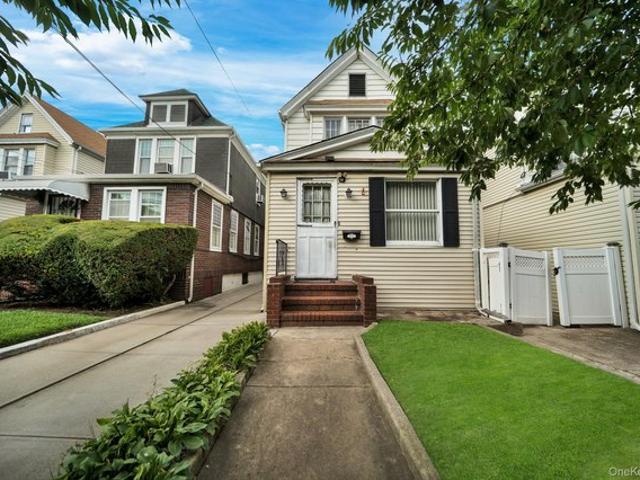 House for sale in Elmhurst, New York