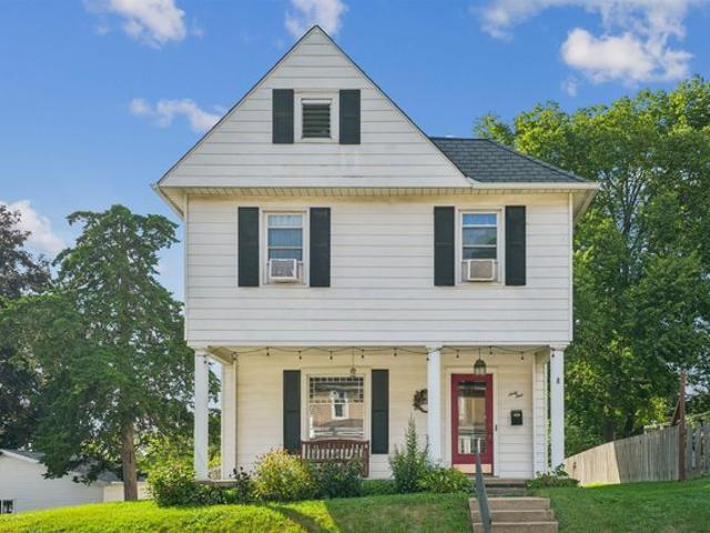 House for sale in Langworthy Historic District, Dubuque