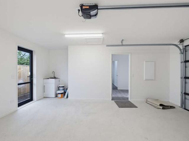House for sale in Chaslands, Canterbury