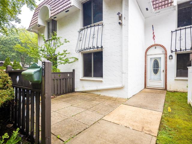 Townhouse for sale in Medford Townhouse for sale in Medford