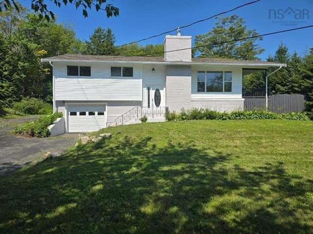House for sale in Hammond's Plains, Nova Scotia