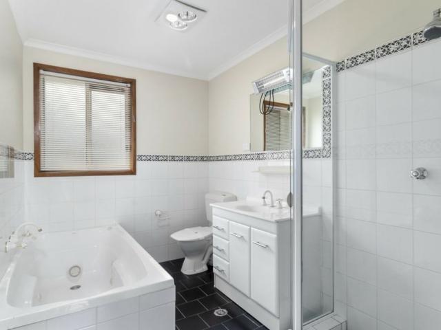 House for rent in Queanbeyan