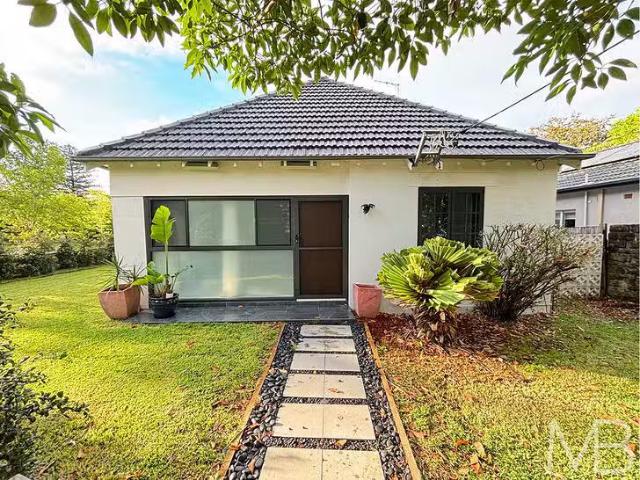 House for rent in Willoughby