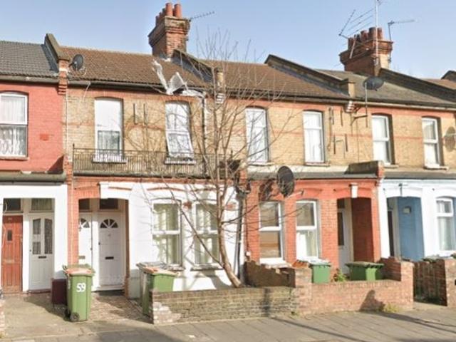 House for rent in Upton, Greater London