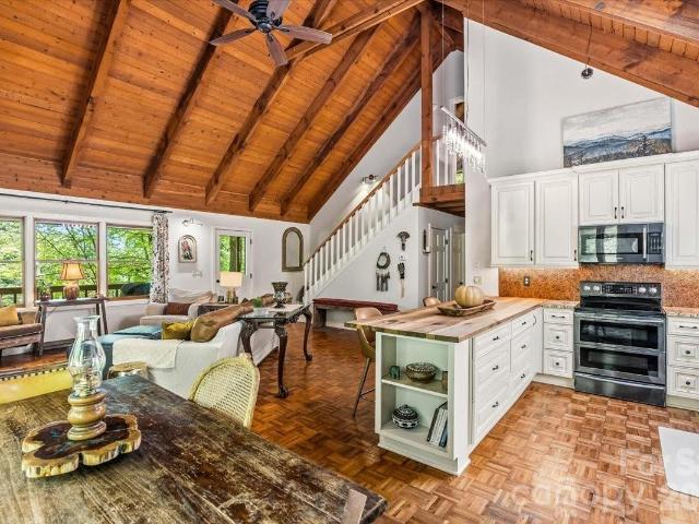 House for sale in Mars Hill, North Carolina