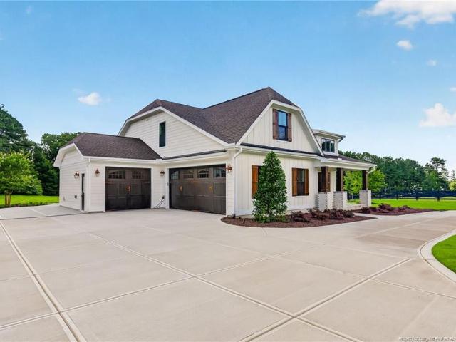 House for sale in Bunnlevel, North Carolina