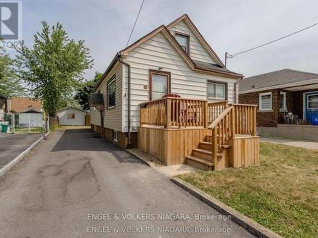 House for sale in Niagara, Ontario