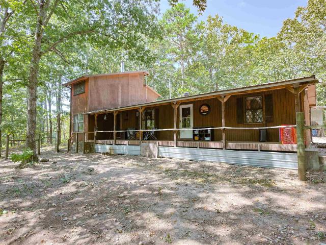 House for sale in Ark
