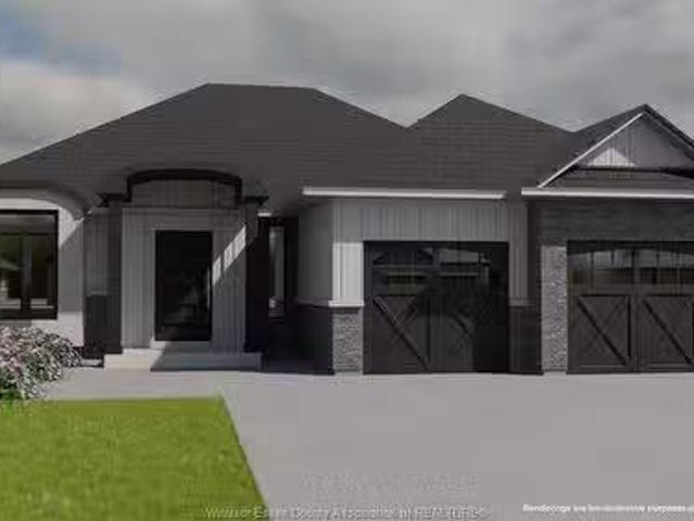 House for sale in Amherstburg, Ontario