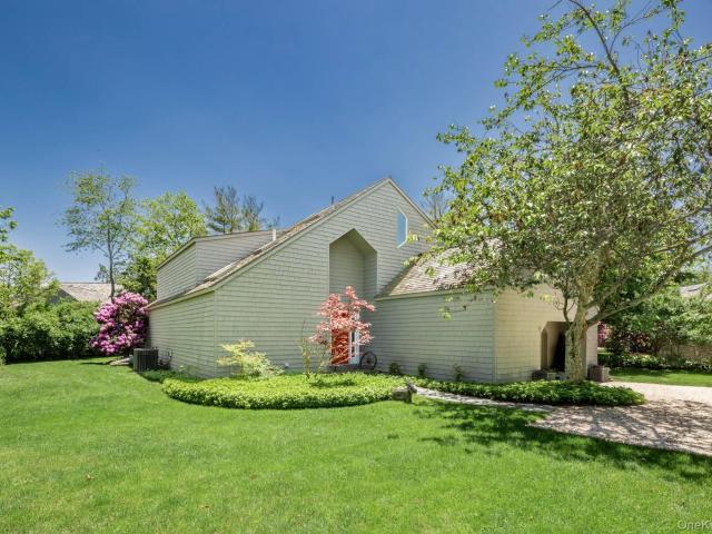 Property for rent in Wainscott, New York