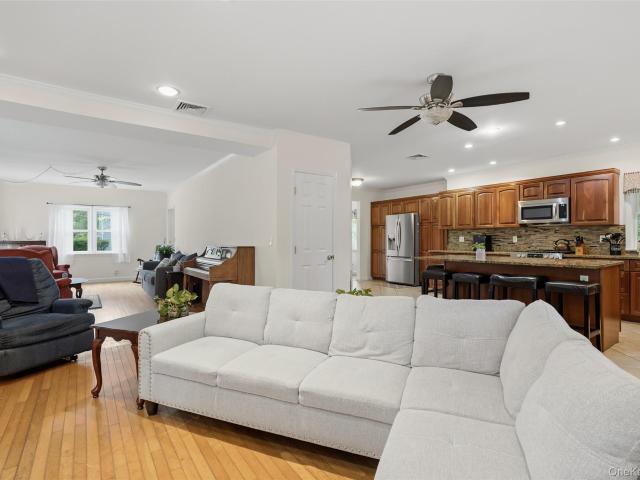 House for sale in Hartsdale, New York