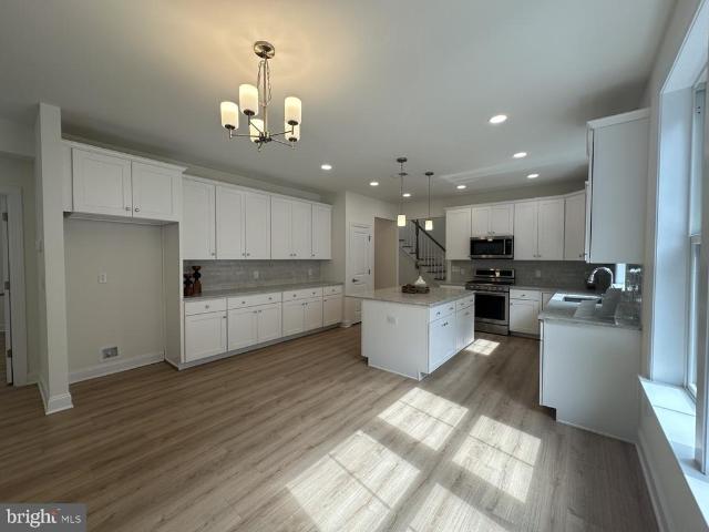 Townhouse for sale in Crosswicks, New Jersey