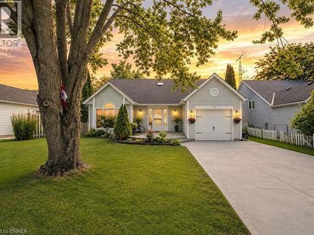 House for sale in Port Dover, Ontario