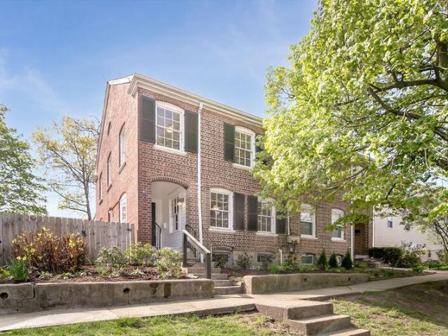 Duplex for sale in Fairfield Duplex for sale in Fairfield