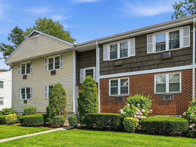 Condo for sale in Mount Vernon, New York