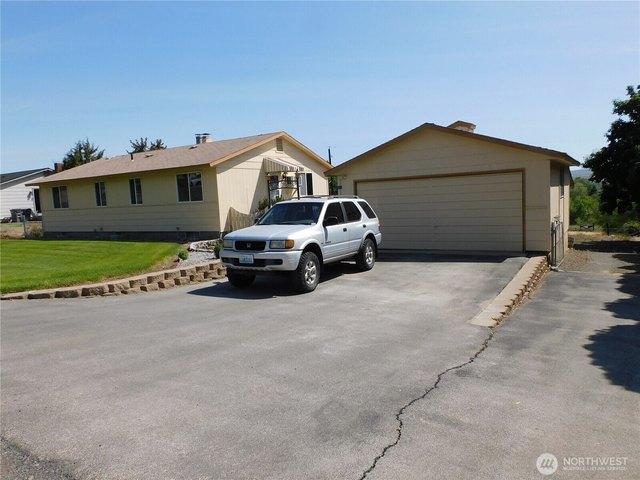 House for sale in Selah, Washington