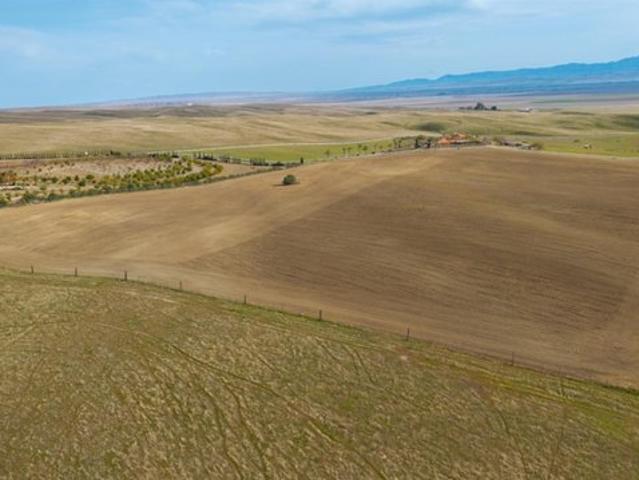 Land for sale in Coalinga, California