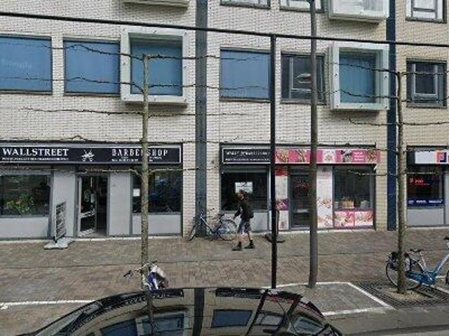 Bedrijfspand te huur in Centrum, Almere-haven