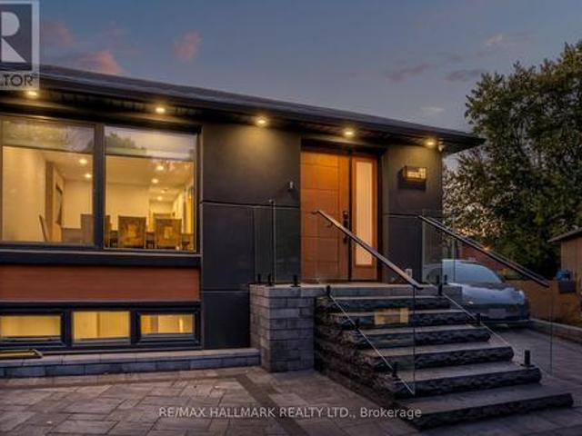 House for sale in Newmarket, Golden Horseshoe