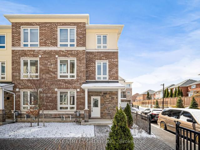 Townhouse for sale in Woburn, Ontario