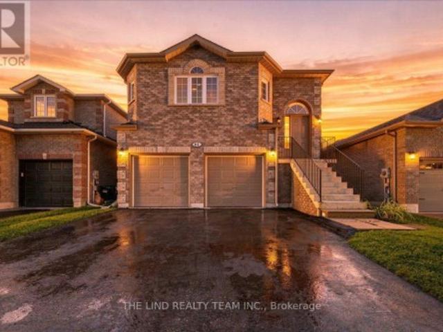 House for sale in Ardagh Bluffs, Barrie