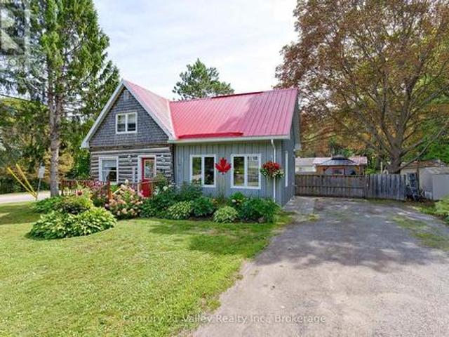 House for sale in Renfrew, Ontario