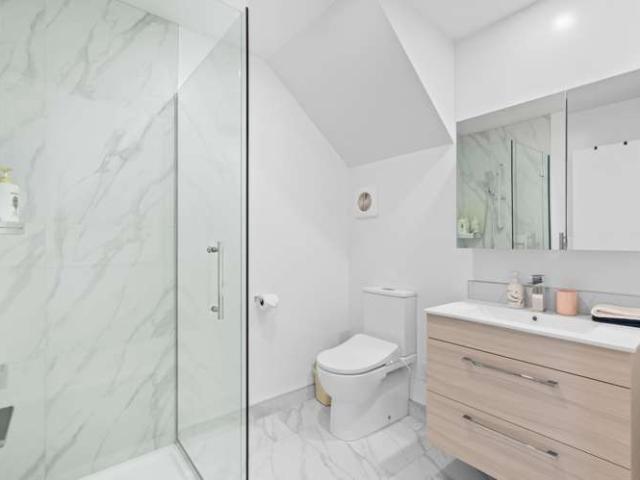 Townhouse for sale in Chaslands, Canterbury